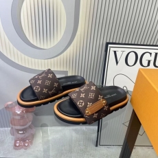 Louis Vuitton Slippers